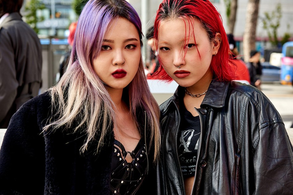 https_hypebeast.comwp-contentblogs.dir6files201810seoul-fashion-week-street-style-snaps-2018-17