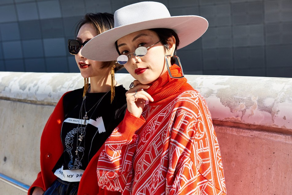 https_hypebeast.comwp-contentblogs.dir6files201810seoul-fashion-week-street-style-snaps-2018-95